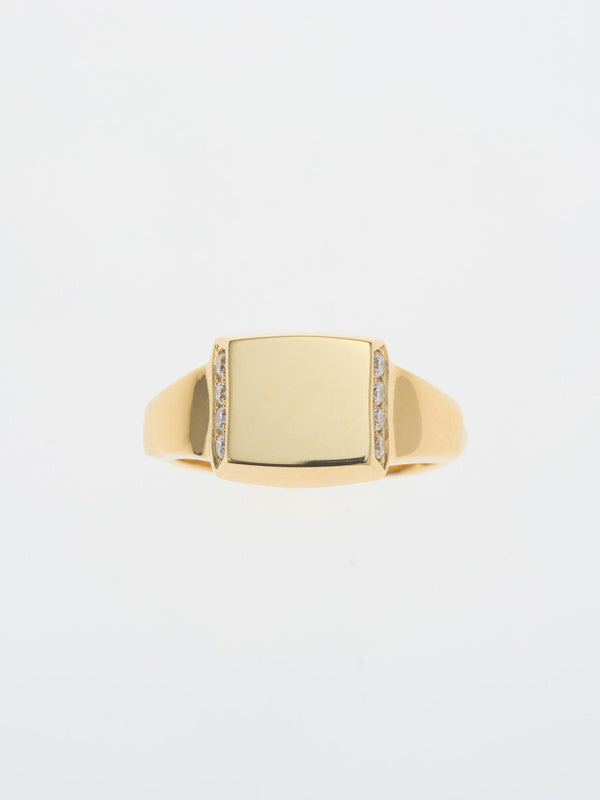 SIGNET SIDE DIAMONDS RING K18YG
