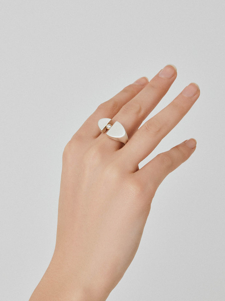 【最終値下げ】ENEY アークダイヤモンドシグネットリング　13 i-012-71-3-d_720x.jpg?v=1647972715